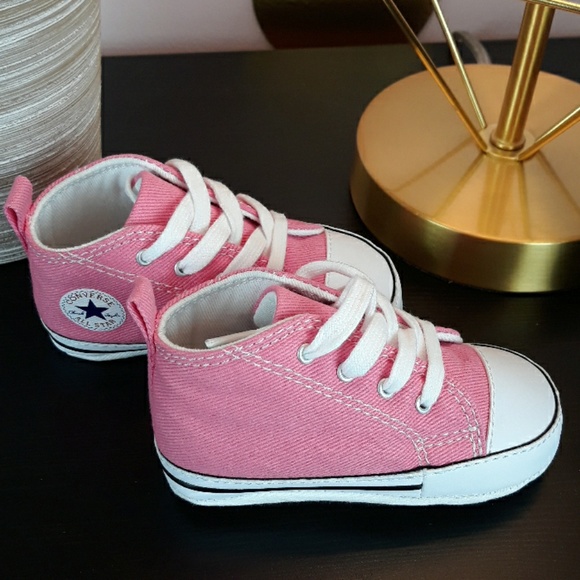 🆕️🎁NWB Converse Pink Baby Shoes/Soft Bott - Picture 4 of 8